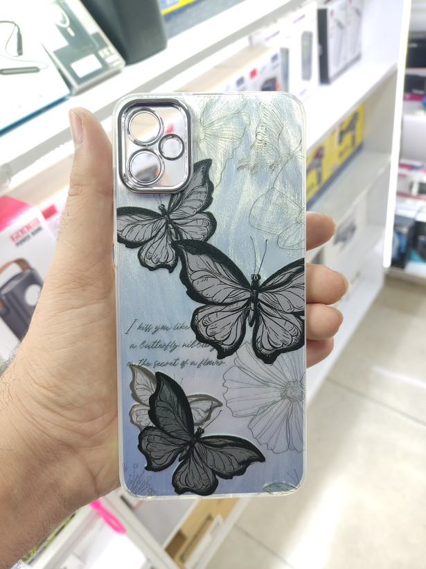 قاب فانتزی طرح پروانه ای مشکی دارای محافظ لنز برجسته گوشی Samsung A05