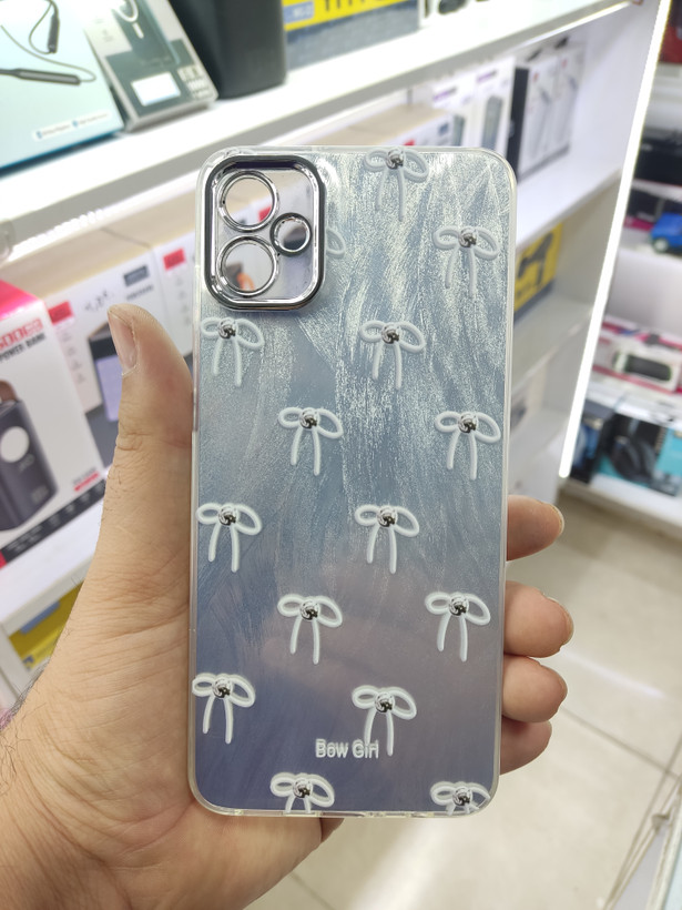 قاب فانتزی طرح پاپیون سفید دارای محافظ لنز برجسته گوشی Samsung A05