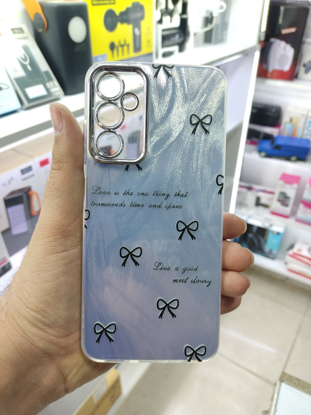 قاب فانتزی طرح پاپیون مشکی دارای محافظ لنز برجسته گوشی Samsung A05s