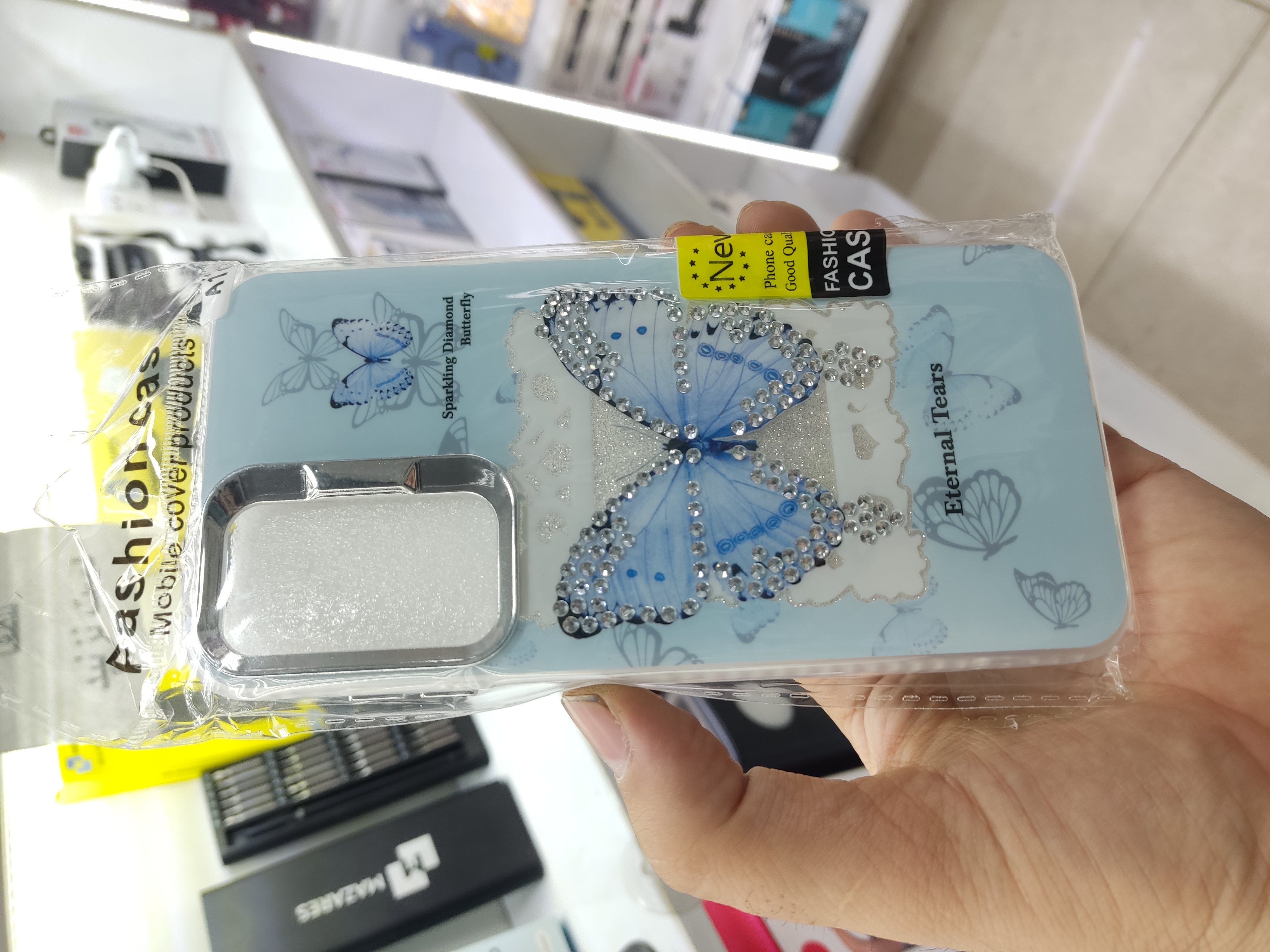 قاب گوشی سامسونگ A16 طرح پروانه نگین‌دار