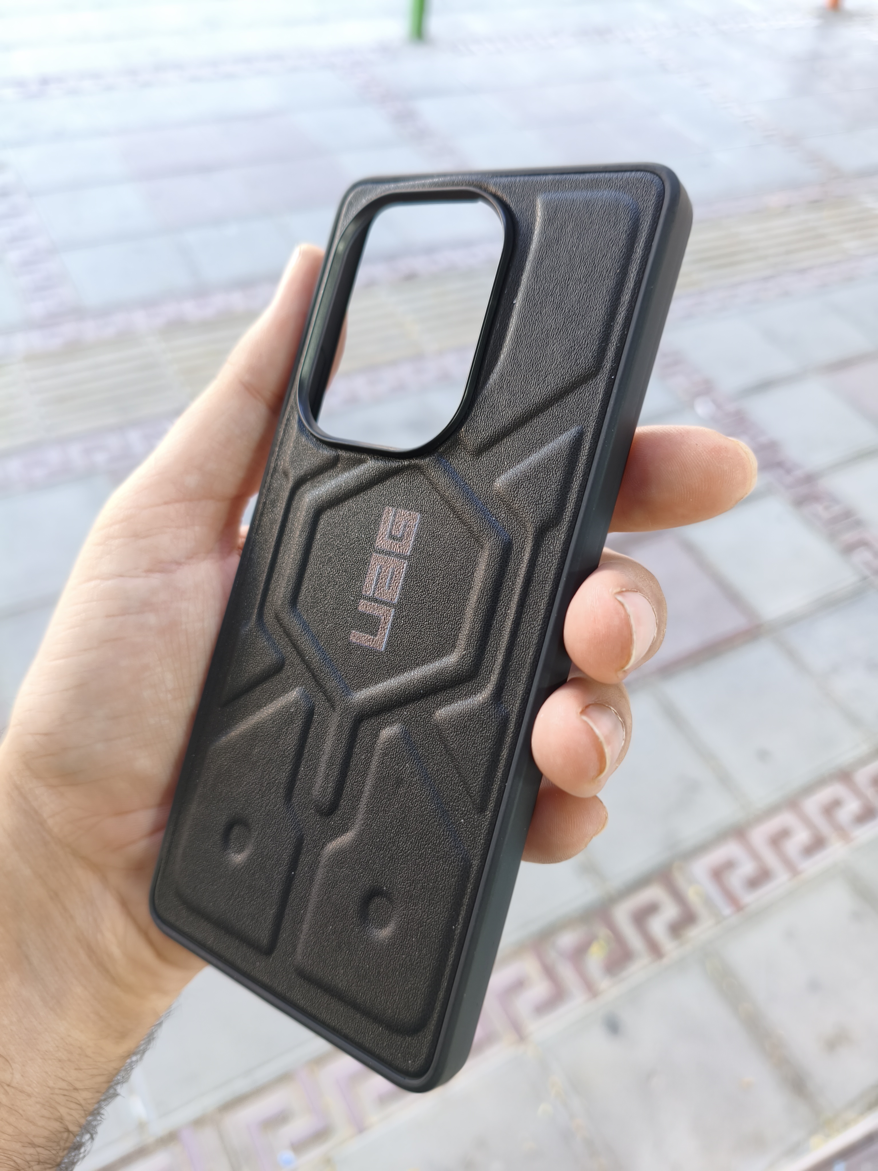 قاب UAG کیفیت عالی گوشی Xiaomi Redmi Note 13 pro 4g / Note 14Sرنگ مشکی
