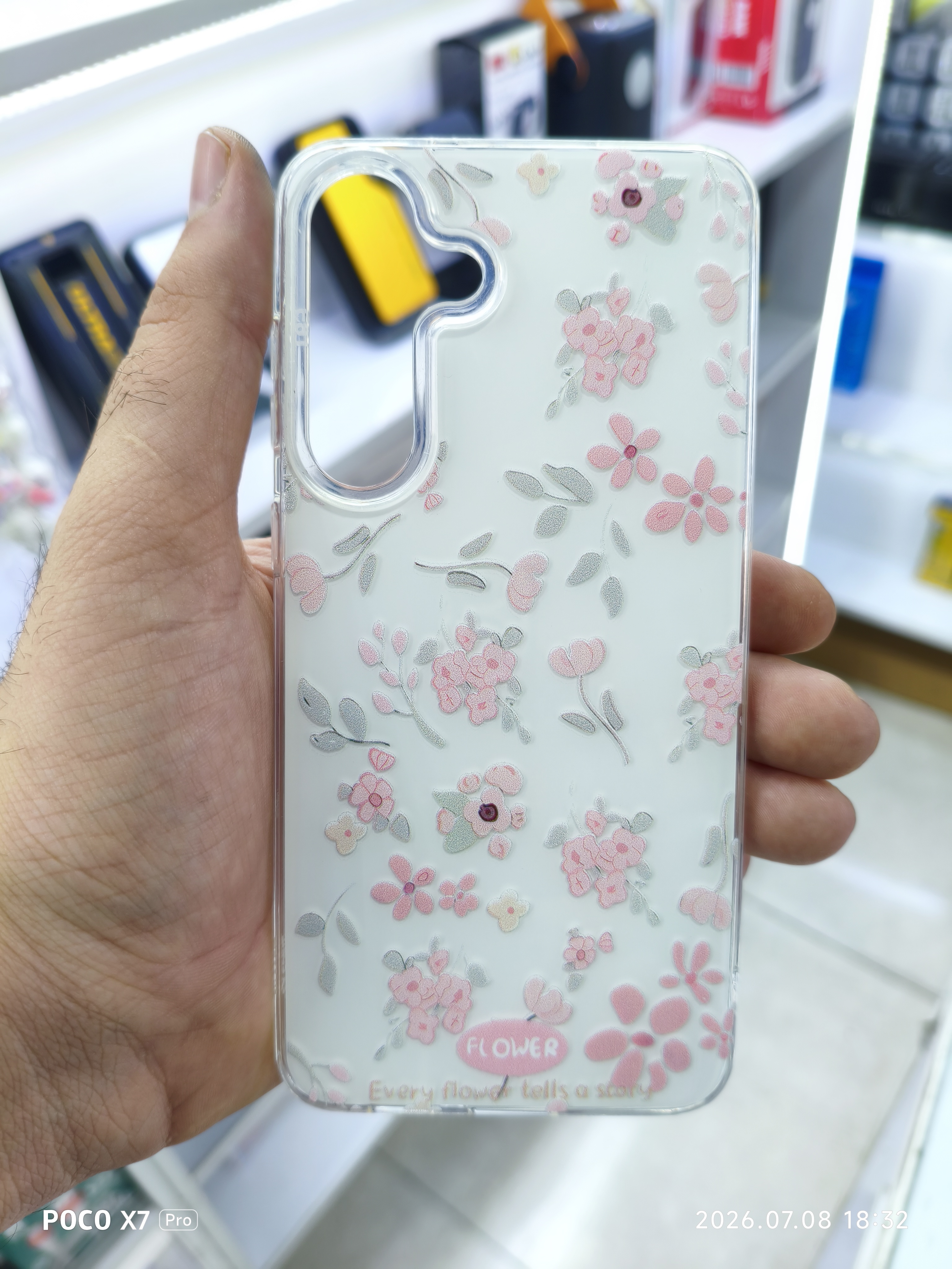 قاب گل صورتی لایت بگ گراند سفید گوشی Samsung S25FE