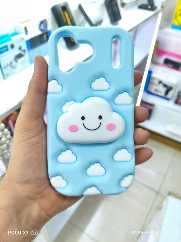 قاب آبی طرح ابر ☁️ گوشی iphone 17 pro max