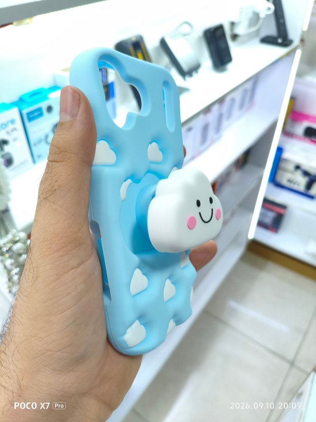 قاب آبی طرح ابر ☁️ گوشی iphone 17 pro max